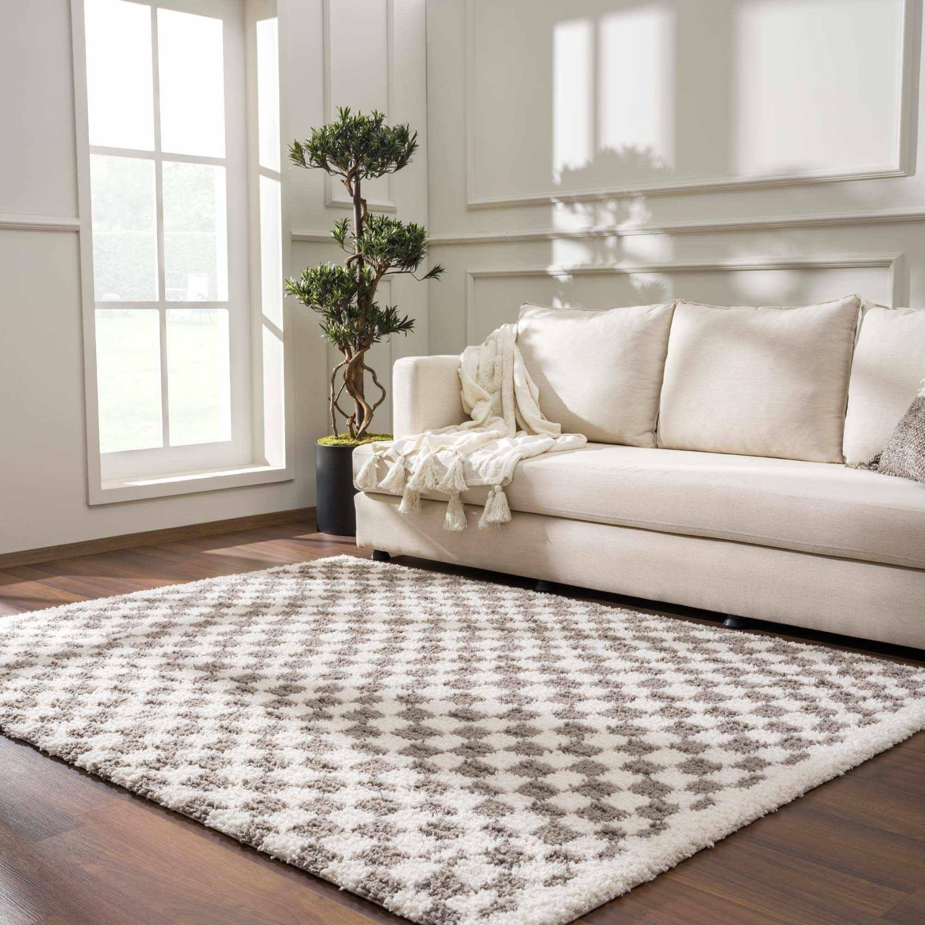 Hauteloom Kieu Checkered Shag Bedroom Living Room Area Rug - High Pile - Shaggy Plush Modern Soft Carpet - Gray, Light Grey, White - 5'3" x 7'